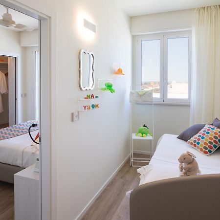 Una Hotels Imperial Beach Hotel マロッタ エクステリア 写真