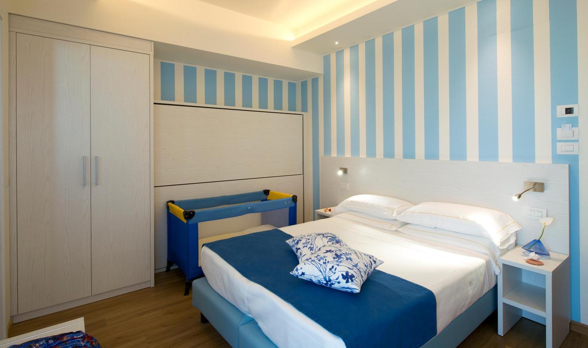 Una Hotels Imperial Beach Hotel マロッタ エクステリア 写真