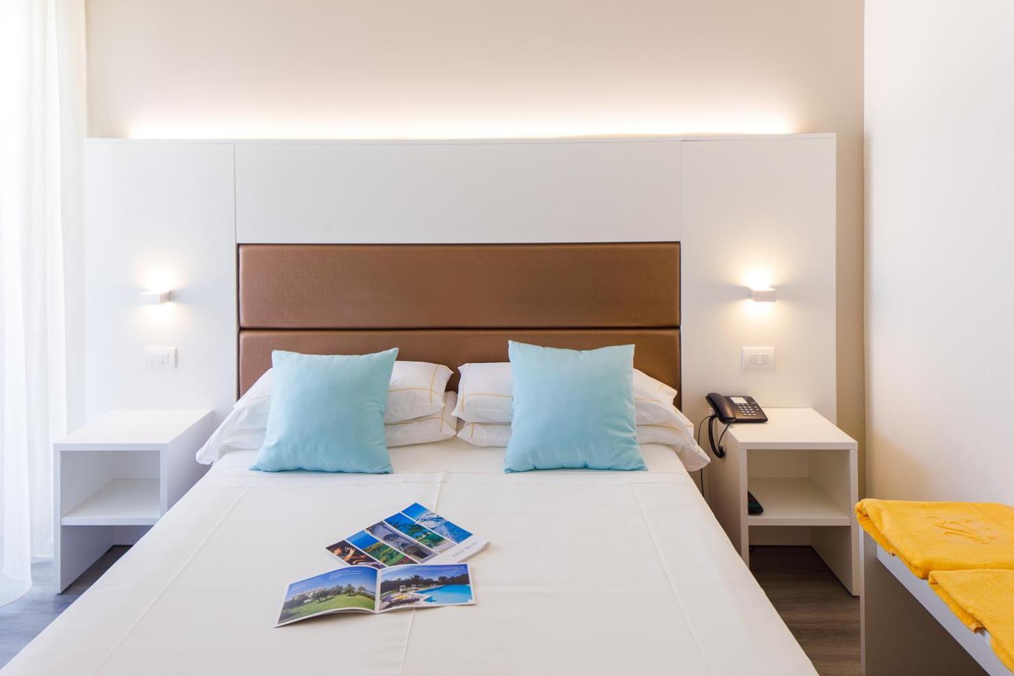 Una Hotels Imperial Beach Hotel マロッタ エクステリア 写真