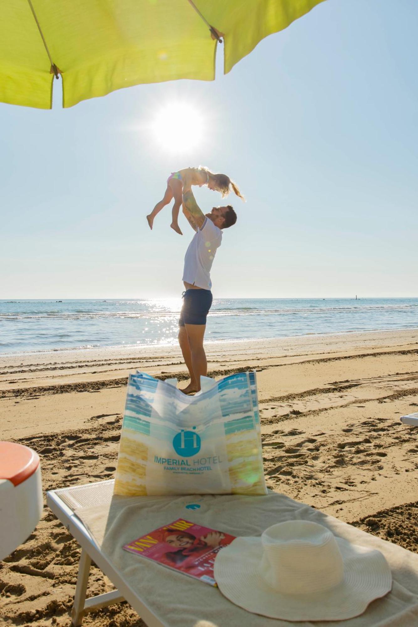 Una Hotels Imperial Beach Hotel マロッタ エクステリア 写真