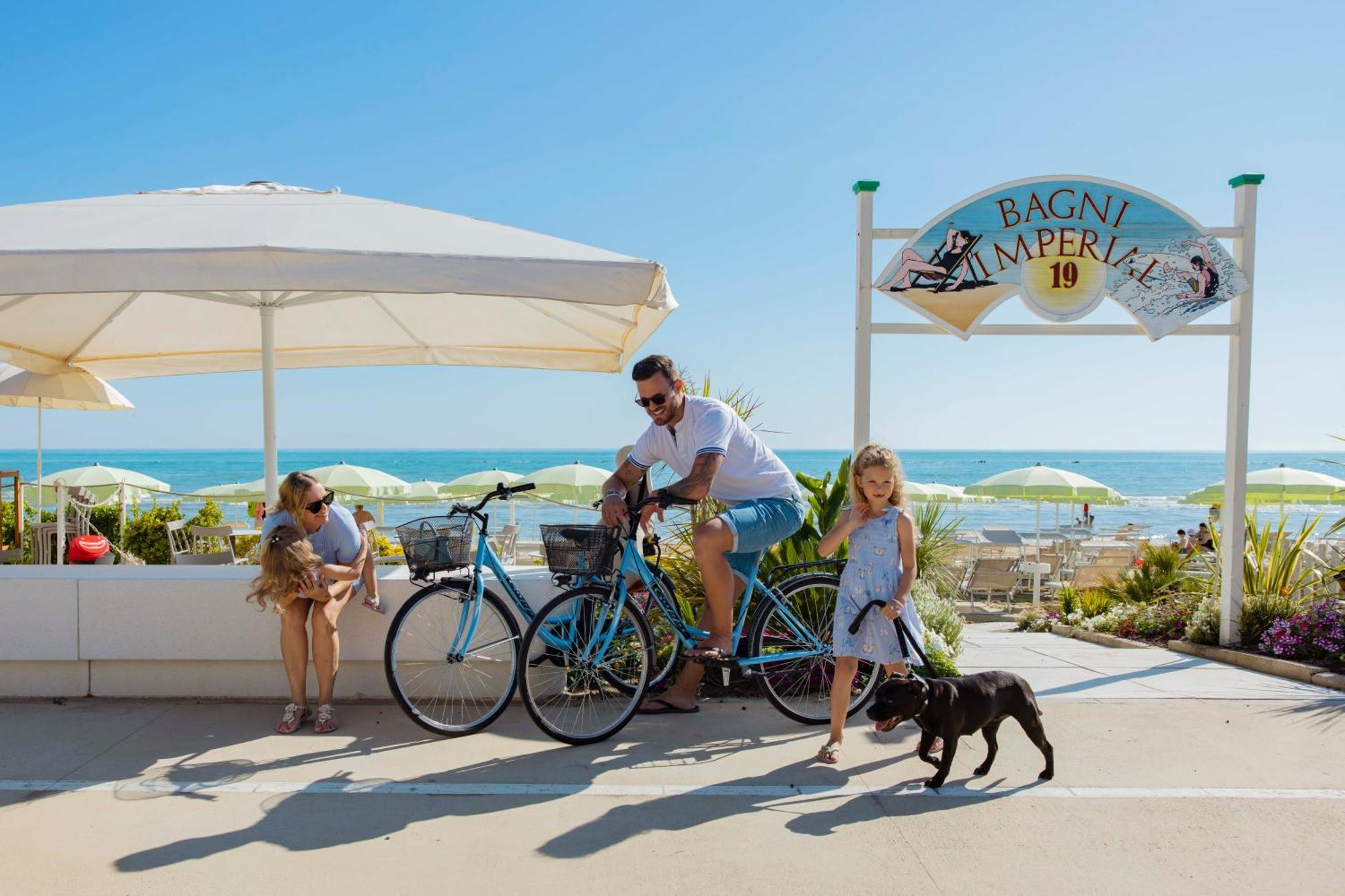 Una Hotels Imperial Beach Hotel マロッタ エクステリア 写真
