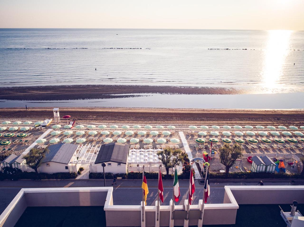 Una Hotels Imperial Beach Hotel マロッタ エクステリア 写真
