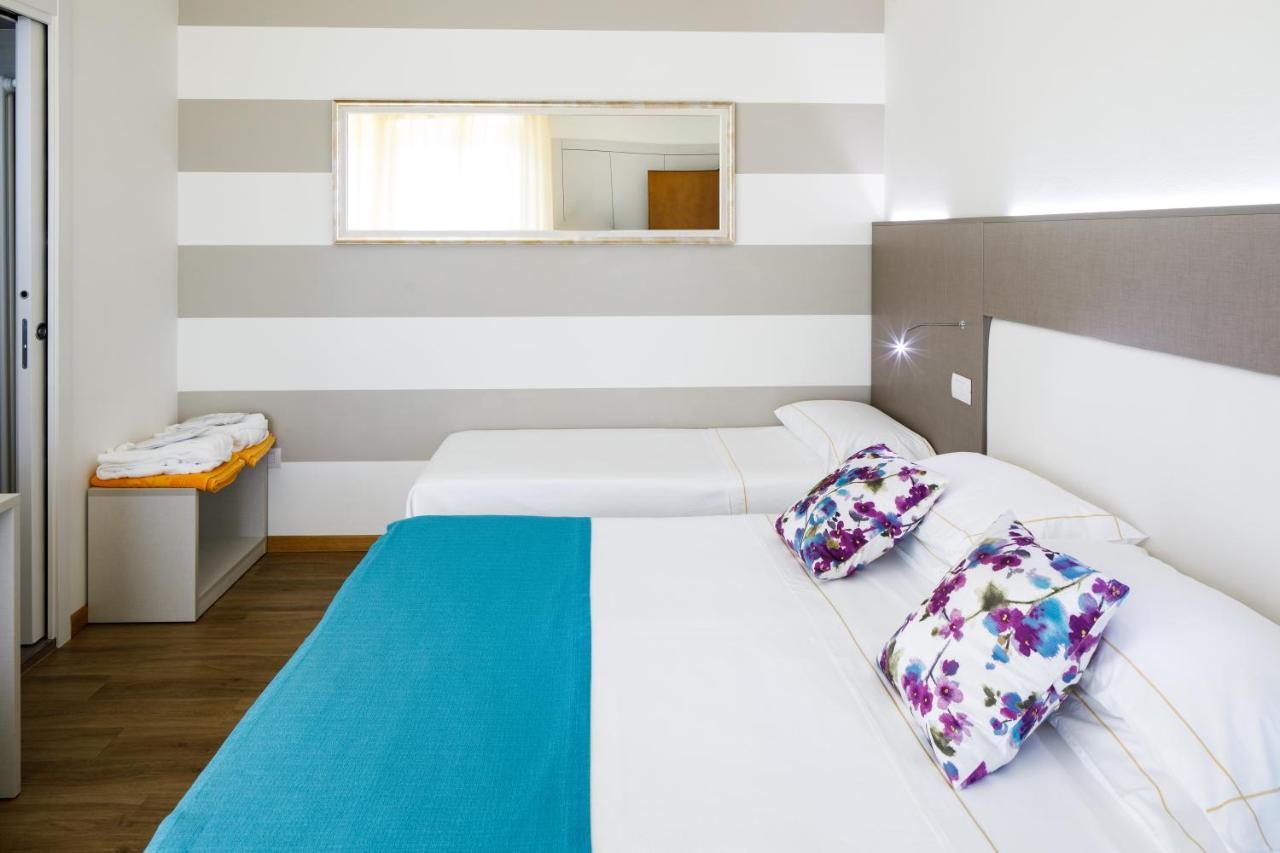 Una Hotels Imperial Beach Hotel マロッタ エクステリア 写真