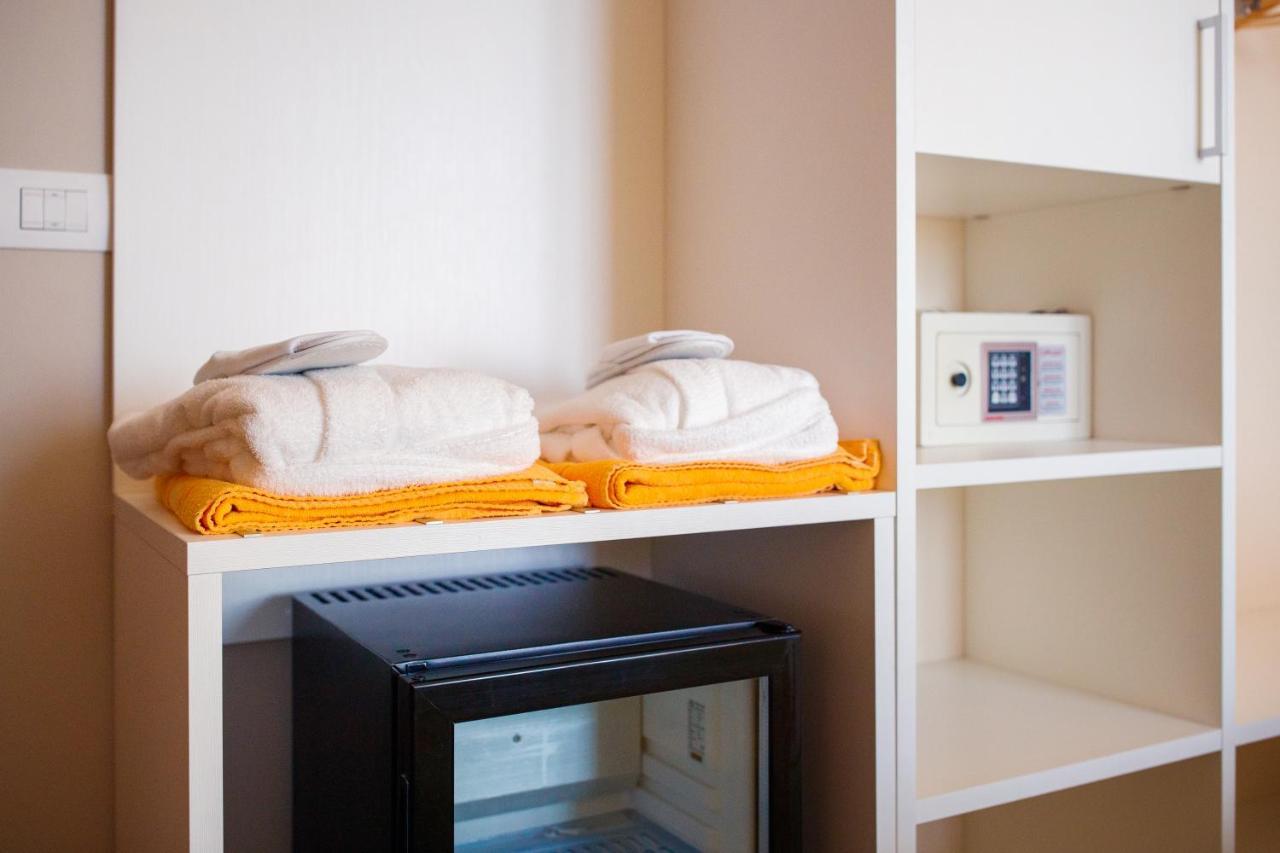 Una Hotels Imperial Beach Hotel マロッタ エクステリア 写真